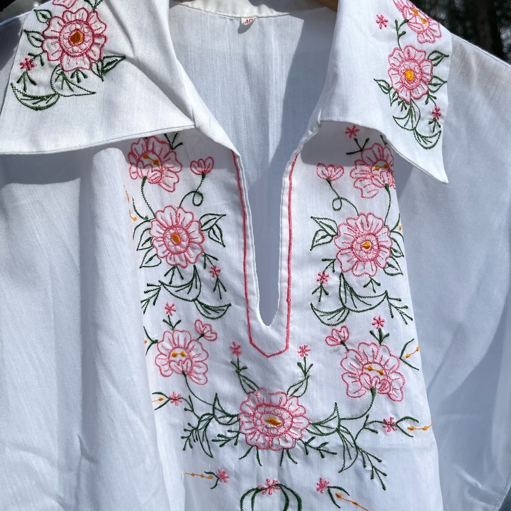 70s Embroidered Peasant Blouse White Pink Floral Cottagecore Boho - Picture 2 of 16